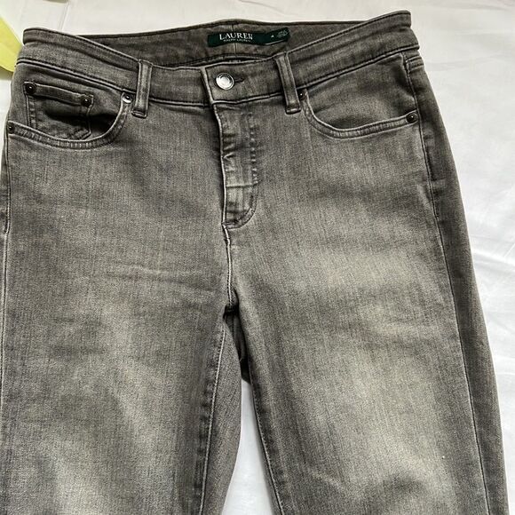 ⭐️RALPH Lauren Premier Skinny Cropped Jeans⭐️ - Picture 2 of 6